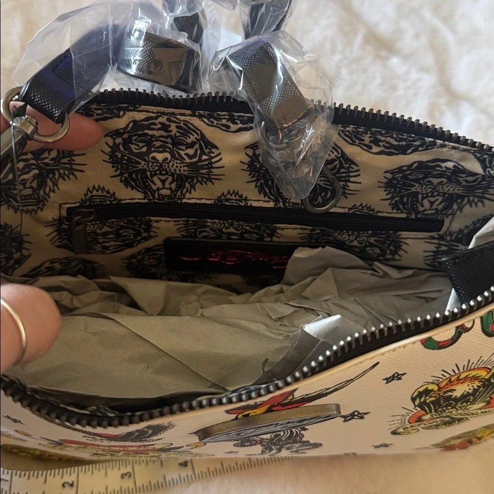 ED HARDY Tattoo Satchel And Shoulder Bag White NWT Love Kills Slowly ☠️🌹🦅🐅